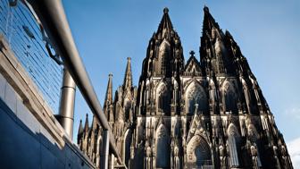 Wie viele Stufen hat der Kölner Dom? Entdecken Sie die beeindruckenden Details!